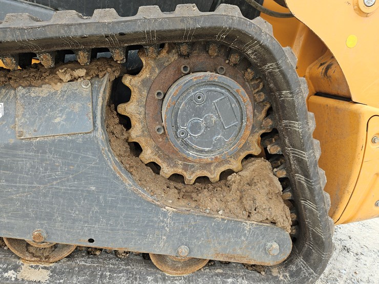 2015-case-tr270-image-21