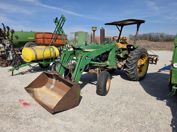 1972-john-deere-2520-image-1