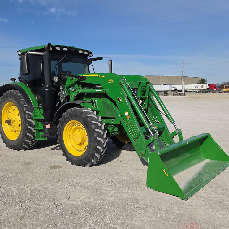 2016 JOHN DEERE 6145R