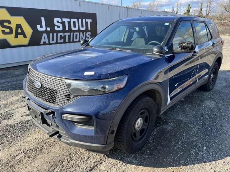 2020-ford-explorer-image-1