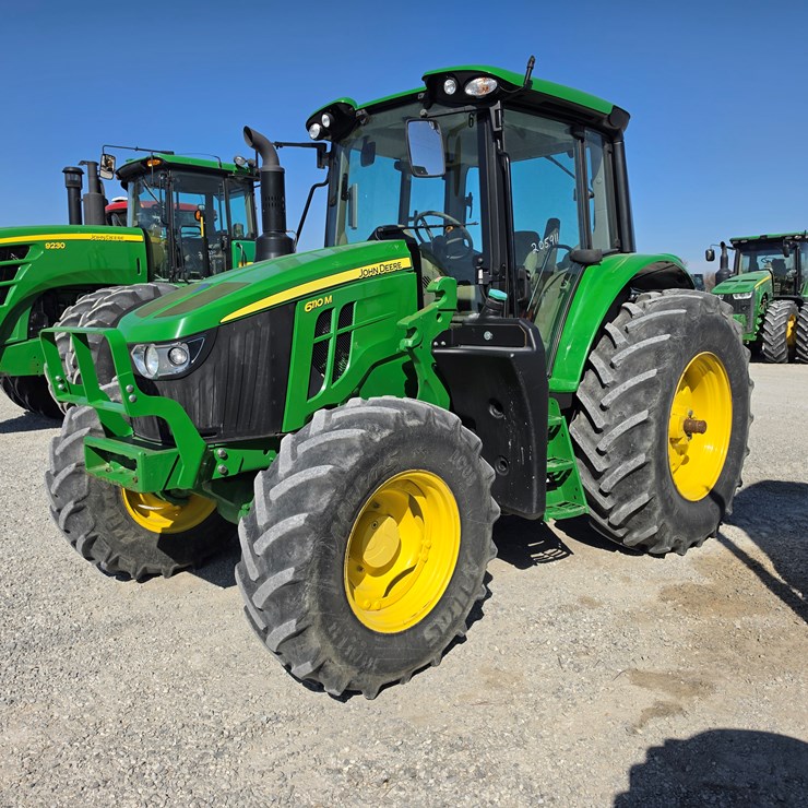 2020 JOHN DEERE 6110M