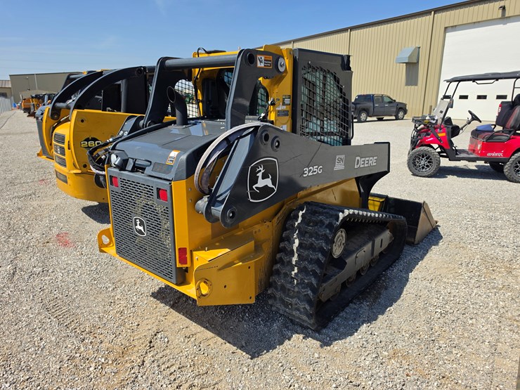 2023-deere-325g-image-20