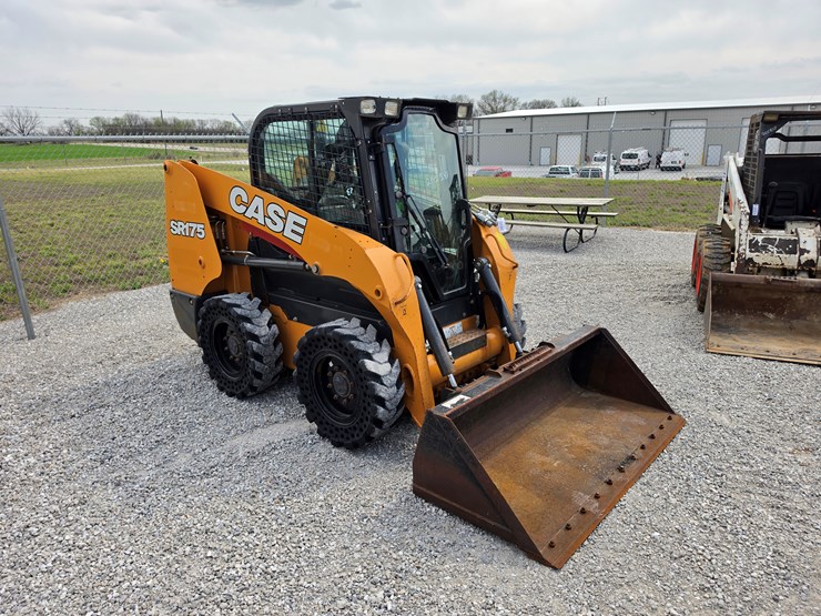 2017-case-sr175-image-22