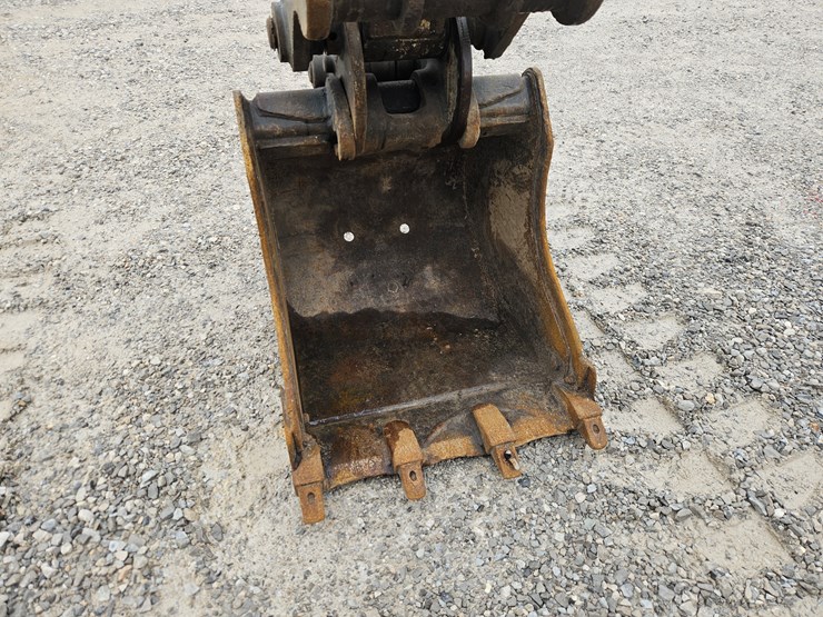 2013-bobcat-e50-image-3