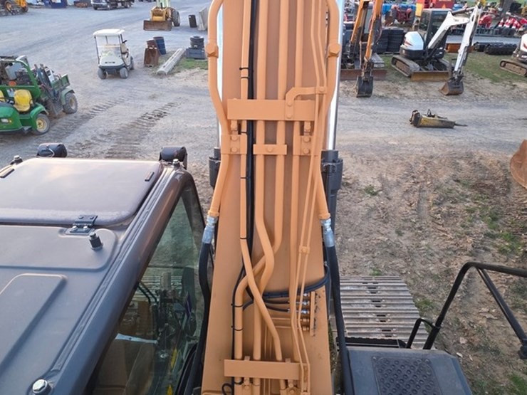 2022-case-cx250d-image-72