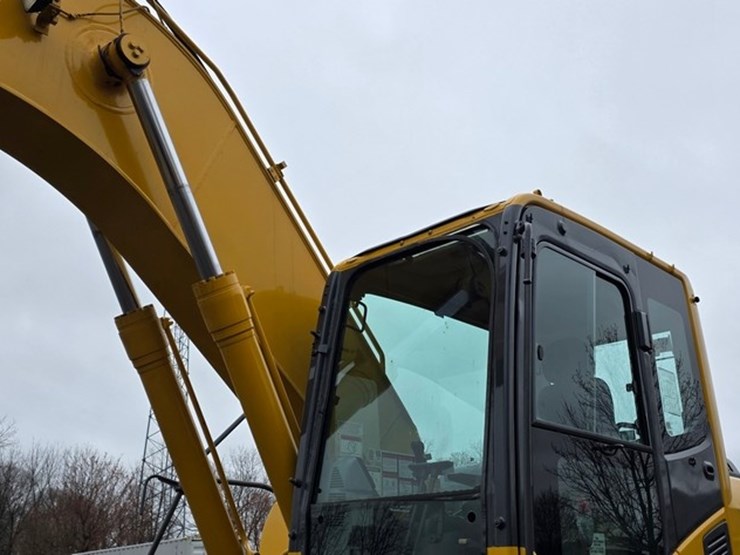 2012-komatsu-pc200-lc-8-image-40