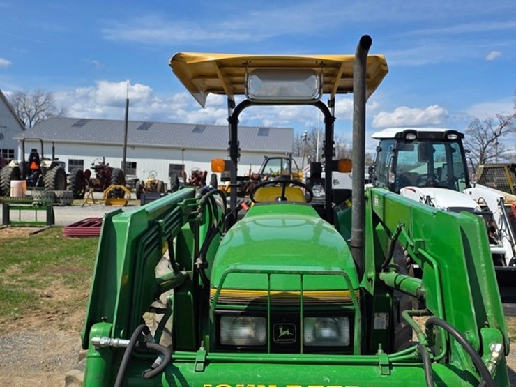 1995-john-deere-5200-image-37