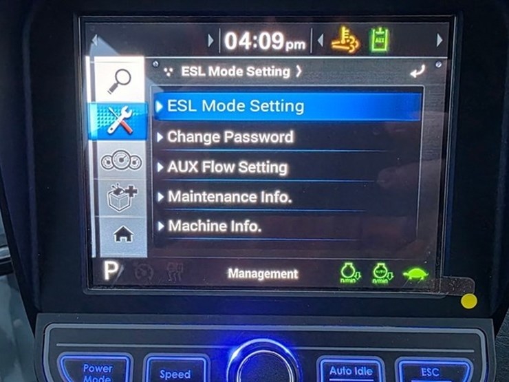 2020-new-holland-e57c-image-78