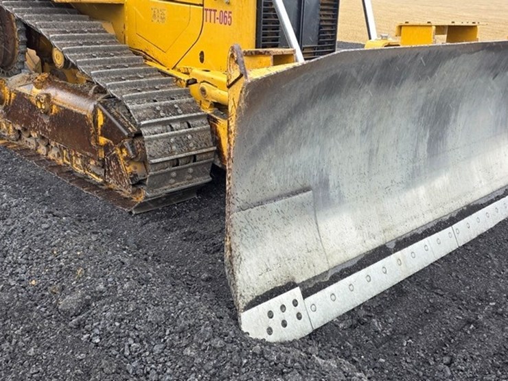 2012-caterpillar-d6t-xl-image-52