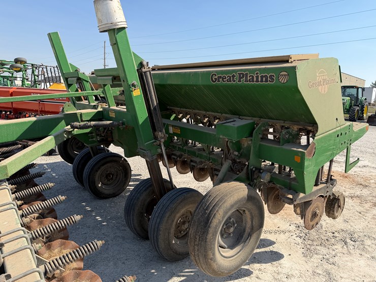 great-plains-solid-stand-15-image-5