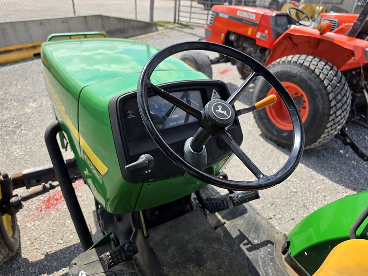 2004-john-deere-5220-image-9