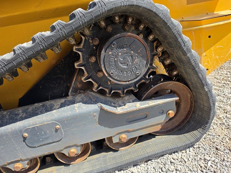 2023-deere-325g-image-15