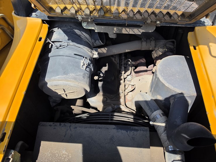 2002-john-deere-260-image-17