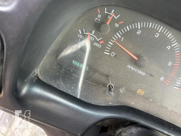 2001-dodge-ram-3500-image-14