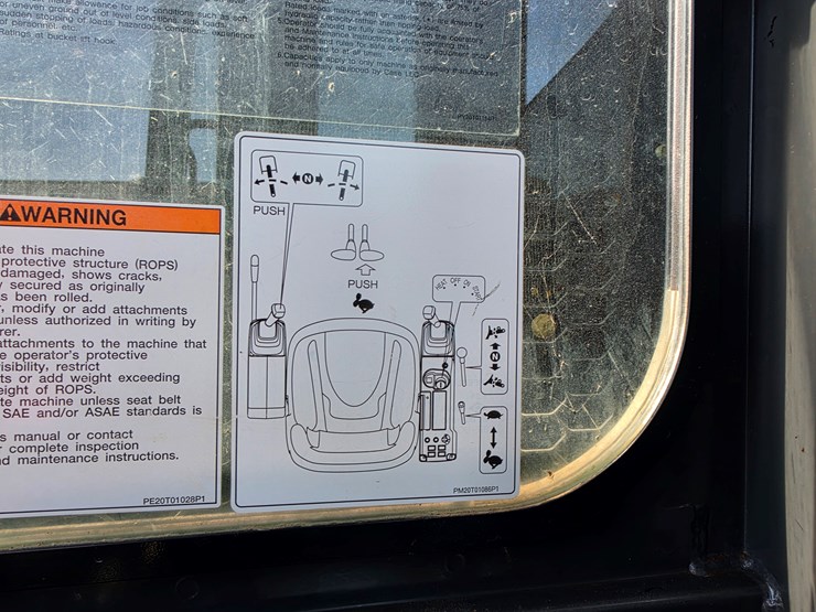 2008-case-cx50b-image-12