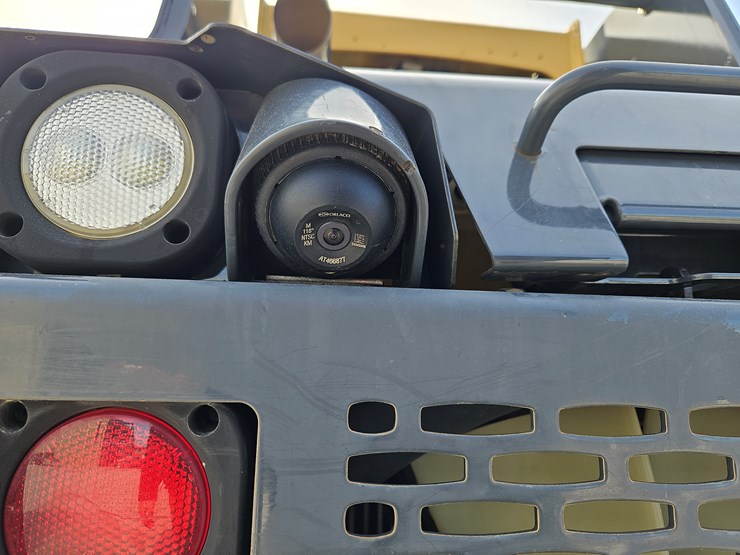 2020-deere-325g-image-19