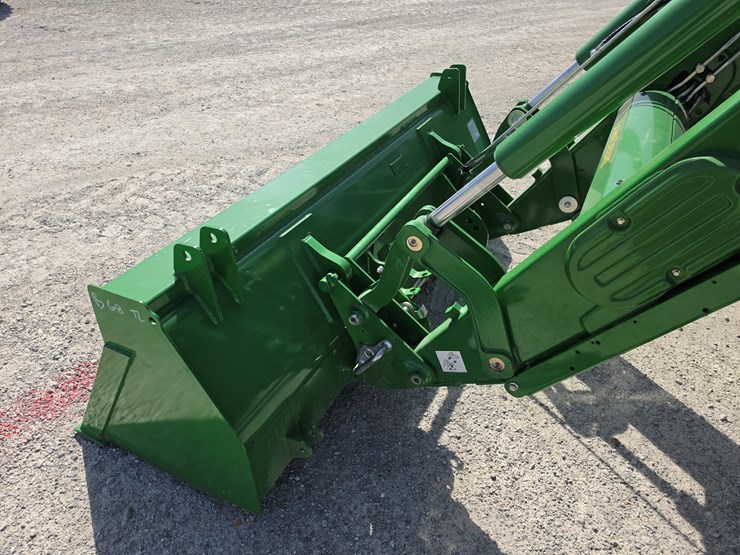2019-john-deere-6130m-image-24