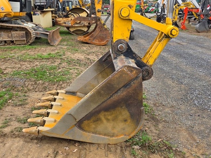 2012-komatsu-pc200-lc-8-image-8