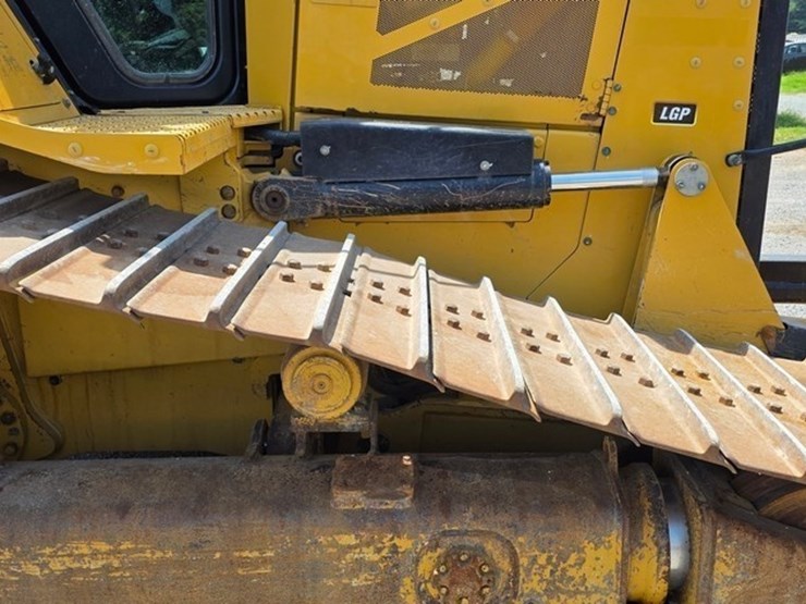 2021-caterpillar-d5-lgp-image-40