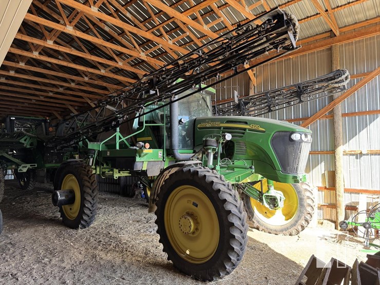 2005-john-deere-4720-image-1