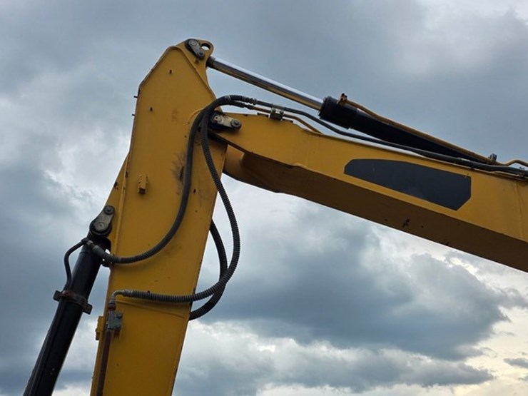 2010-caterpillar-312d-image-11