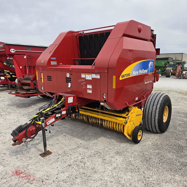2013 NEW HOLLAND BR7090