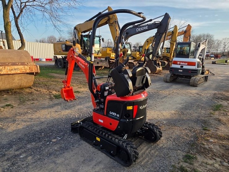2023-kubota-u10-5-image-3