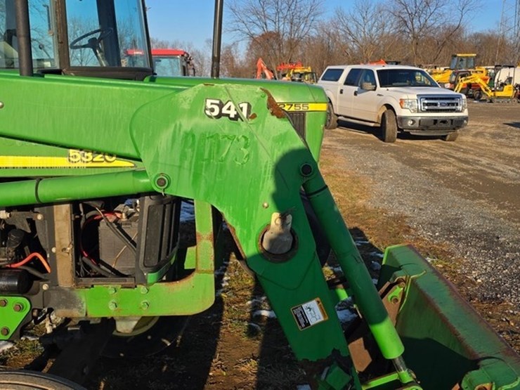 john-deere-5320-image-8