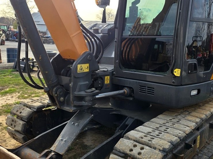 2021-case-cx80c-image-38