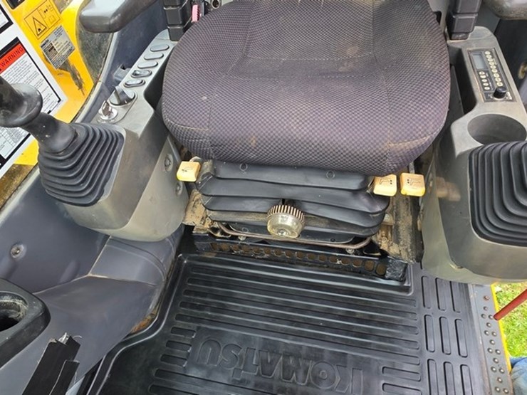 2012-komatsu-pc200-lc-8-image-74