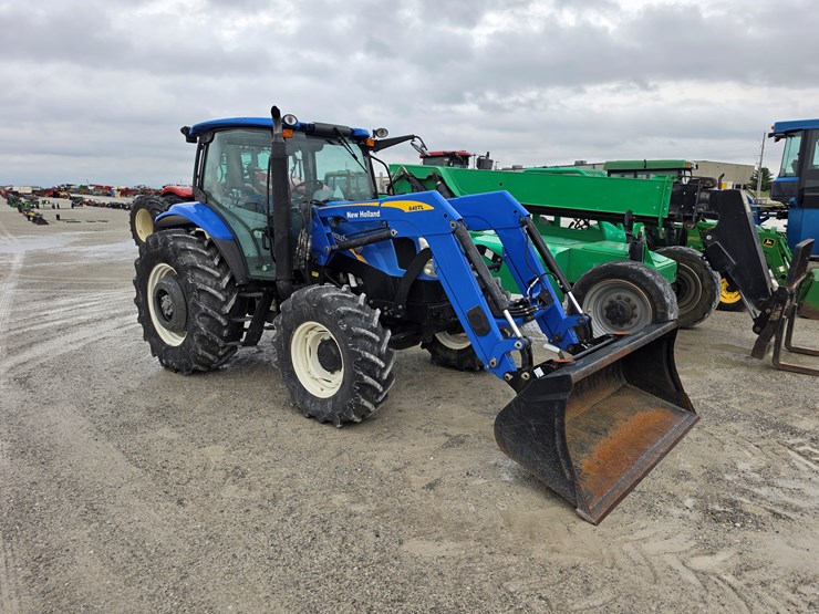 2010-new-holland-t6020-image-1