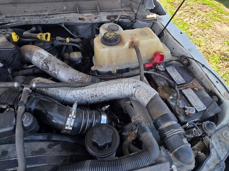 2014-ford-f350-image-40