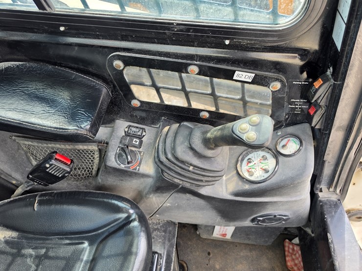 2014-terex-pt75-image-11