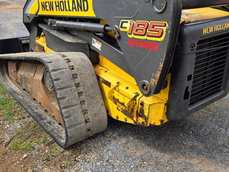 2010-new-holland-c185-image-22