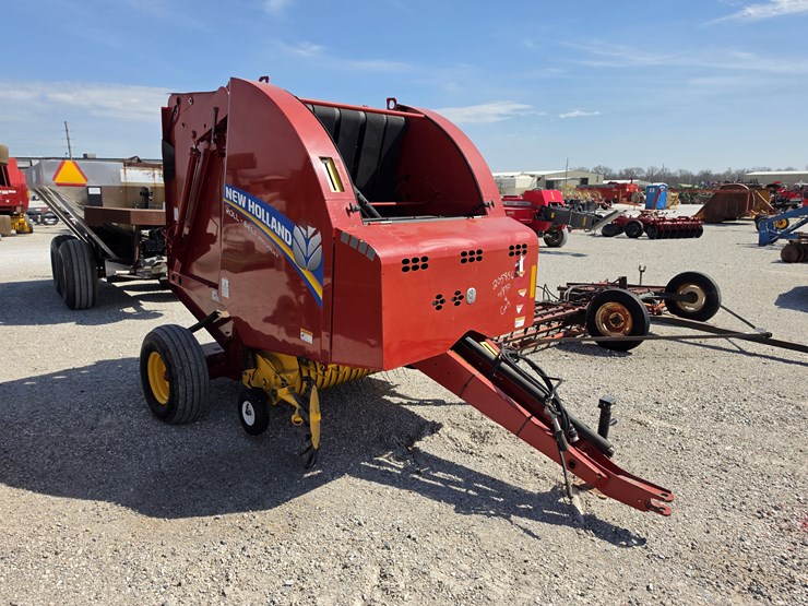 2014-new-holland-450-image-13