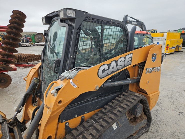 2015-case-tr270-image-23