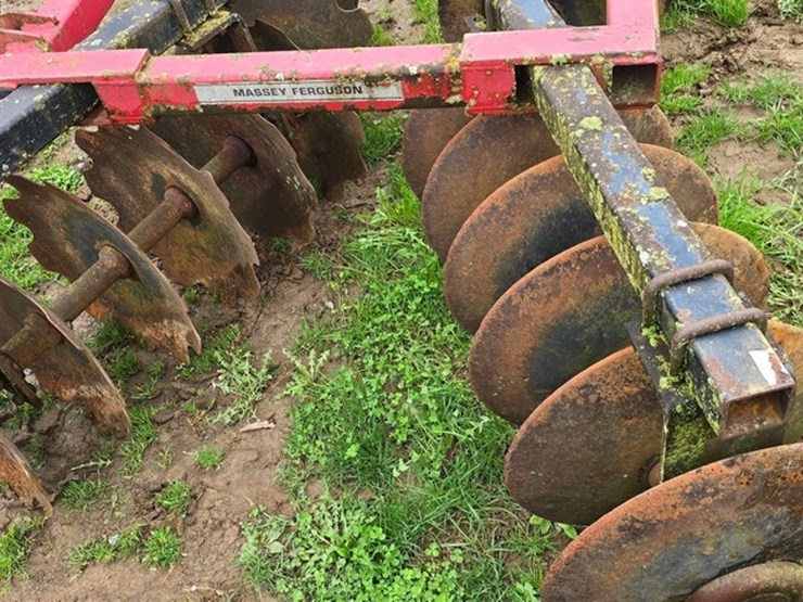massey-ferguson-470-image-5