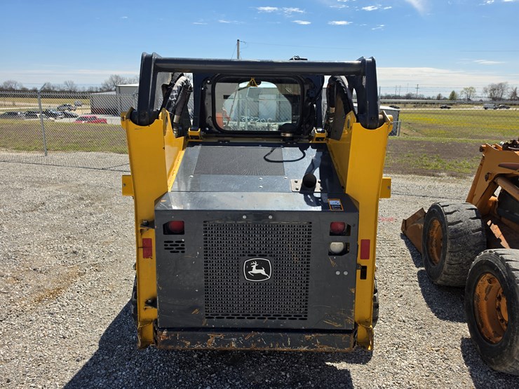 2023-deere-317g-image-18