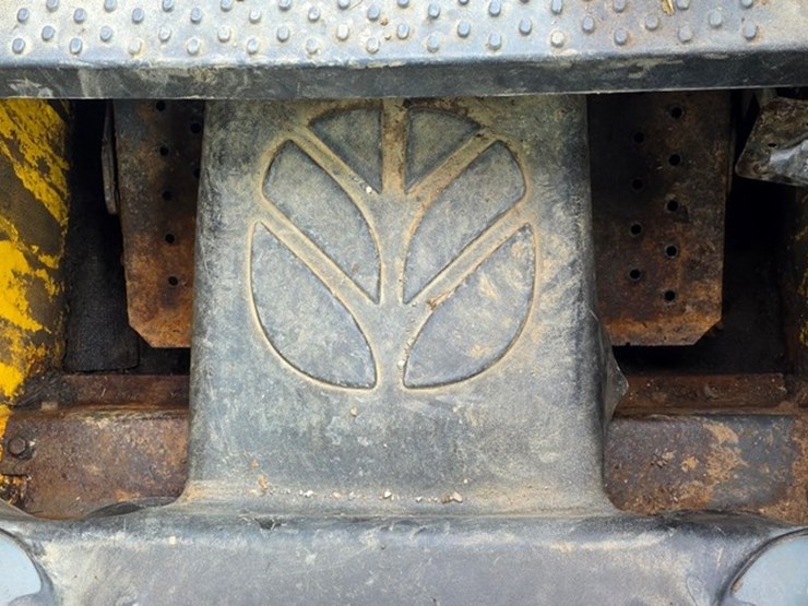 2008-new-holland-c185-image-48