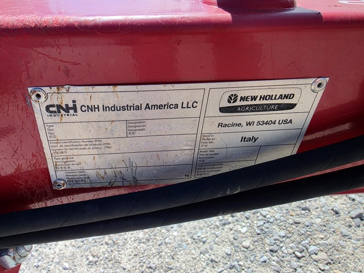 2022-new-holland-819-image-10