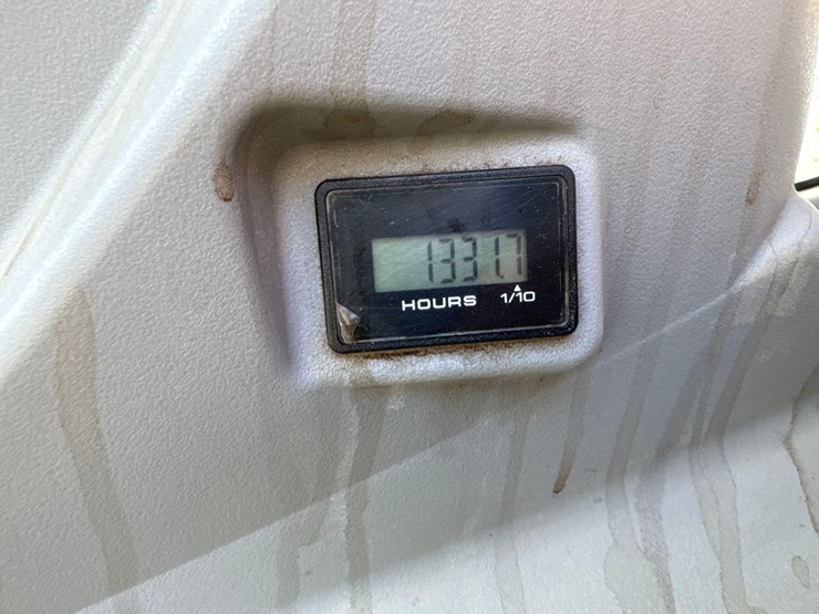 2023-kobelco-sk210-lc-11-image-30