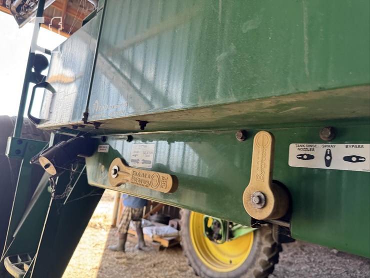 2005-john-deere-4720-image-31