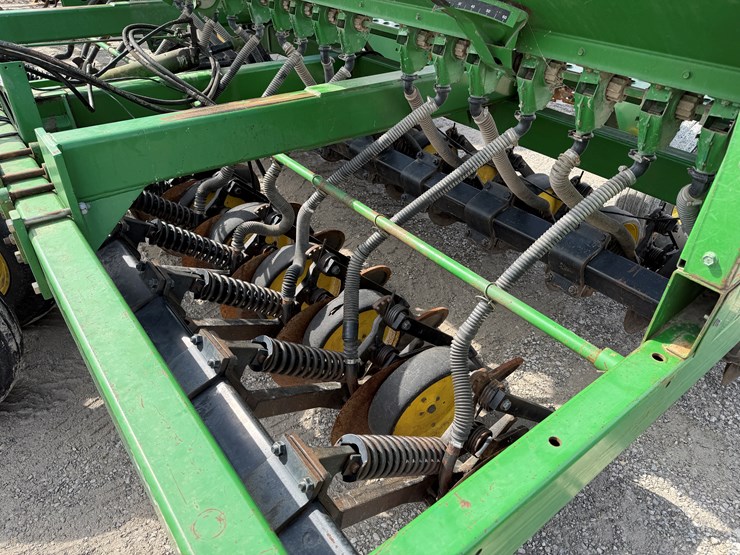 1992-john-deere-750-image-6