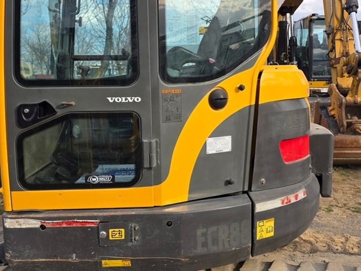 2008-volvo-ecr88-image-31