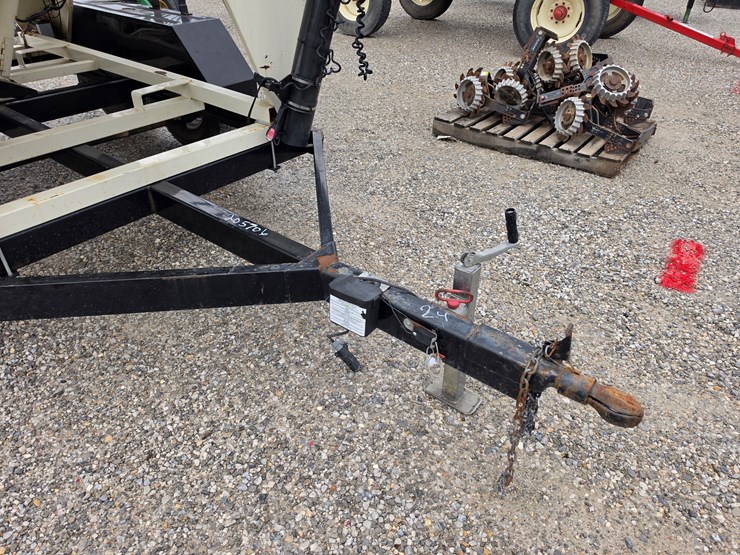 2003-friesen-220-image-2