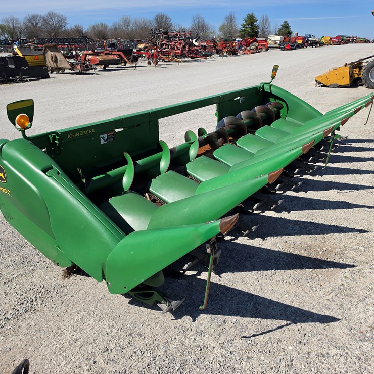 2014 JOHN DEERE 608C