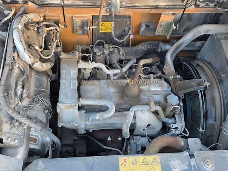 2022-case-cx250d-image-65