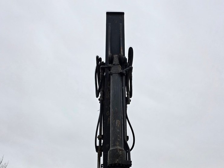 2012-deere-200d-lc-image-61