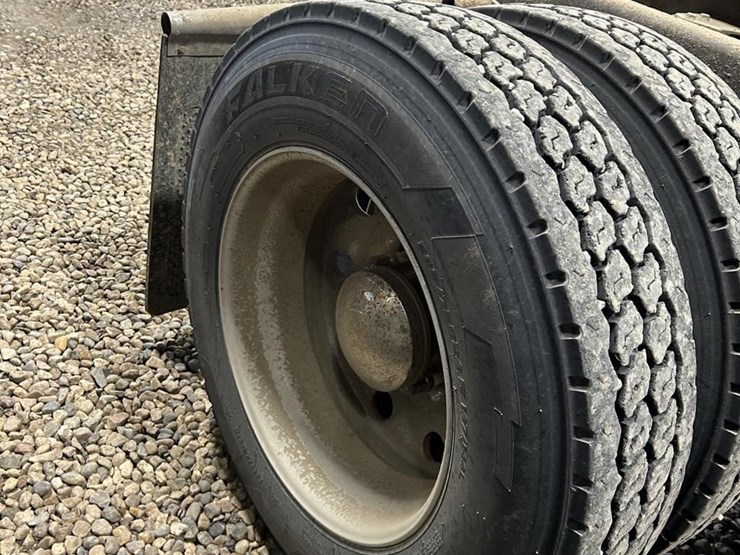 1996-kenworth-t600-image-11