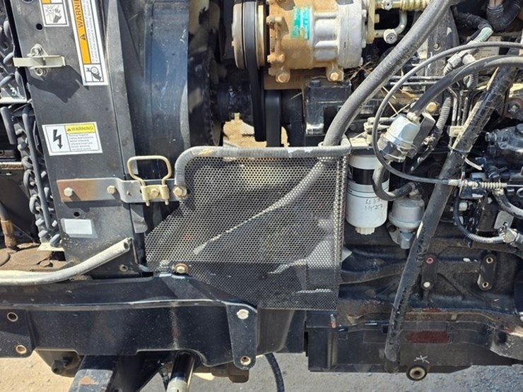 2005-agco-lt75-image-38